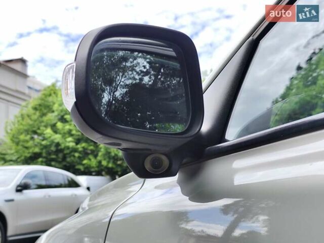 Белый Вольво В50, объемом двигателя 1.6 л и пробегом 225 тыс. км за 7400 $, фото 10 на Automoto.ua