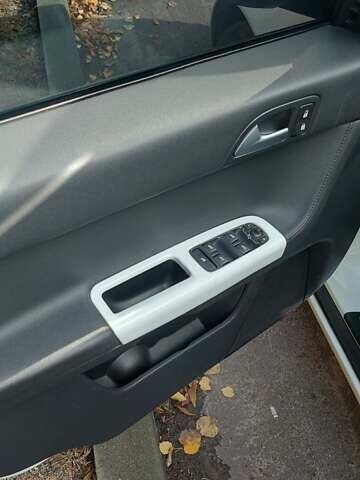 Белый Вольво В50, объемом двигателя 1.56 л и пробегом 215 тыс. км за 8200 $, фото 15 на Automoto.ua