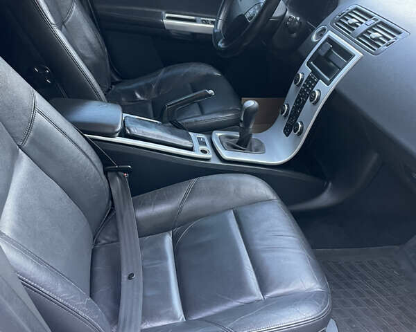 Білий Вольво V50, об'ємом двигуна 1.6 л та пробігом 227 тис. км за 7500 $, фото 23 на Automoto.ua