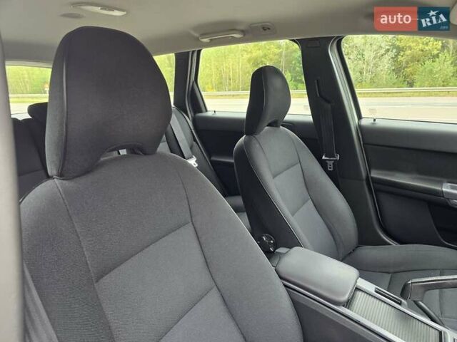 Белый Вольво В50, объемом двигателя 1.6 л и пробегом 224 тыс. км за 7999 $, фото 37 на Automoto.ua