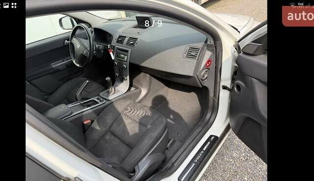 Белый Вольво В50, объемом двигателя 1.56 л и пробегом 178 тыс. км за 7979 $, фото 33 на Automoto.ua