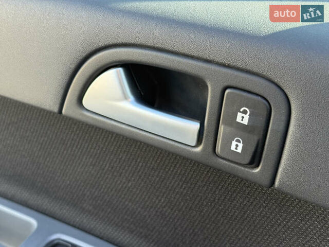 Белый Вольво В50, объемом двигателя 1.6 л и пробегом 178 тыс. км за 7999 $, фото 23 на Automoto.ua