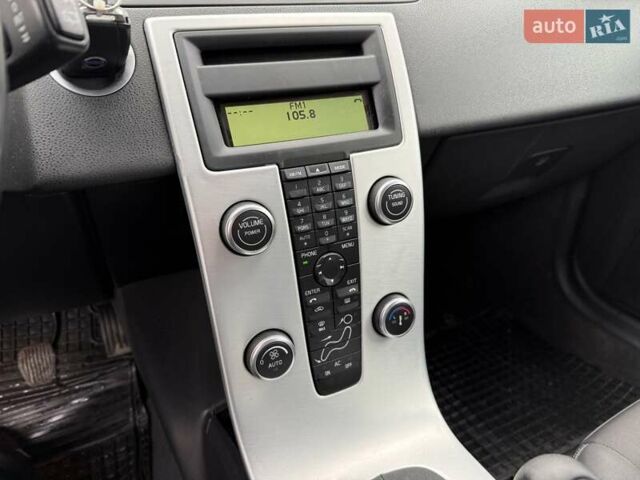 Белый Вольво В50, объемом двигателя 1.6 л и пробегом 209 тыс. км за 8150 $, фото 22 на Automoto.ua