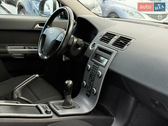 Белый Вольво В50, объемом двигателя 1.6 л и пробегом 178 тыс. км за 7999 $, фото 41 на Automoto.ua