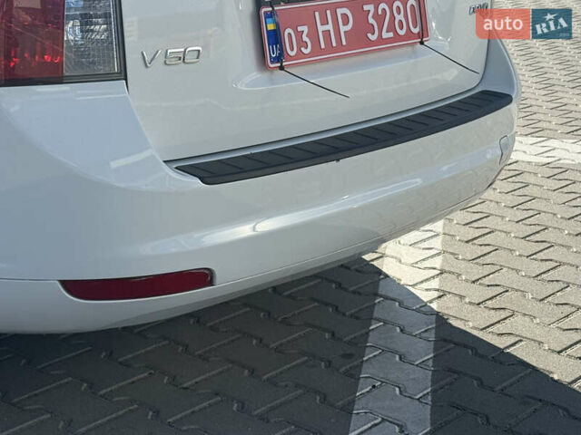 Білий Вольво V50, об'ємом двигуна 1.6 л та пробігом 178 тис. км за 7999 $, фото 20 на Automoto.ua