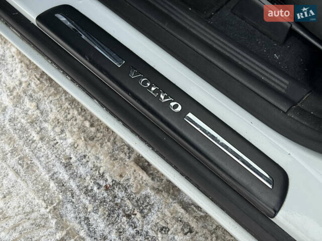 Белый Вольво В50, объемом двигателя 1.6 л и пробегом 178 тыс. км за 7999 $, фото 28 на Automoto.ua