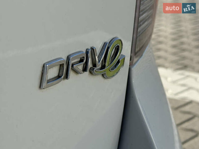 Білий Вольво V50, об'ємом двигуна 1.6 л та пробігом 178 тис. км за 7999 $, фото 21 на Automoto.ua