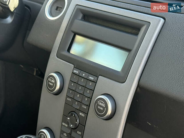 Білий Вольво V50, об'ємом двигуна 1.6 л та пробігом 178 тис. км за 7999 $, фото 40 на Automoto.ua