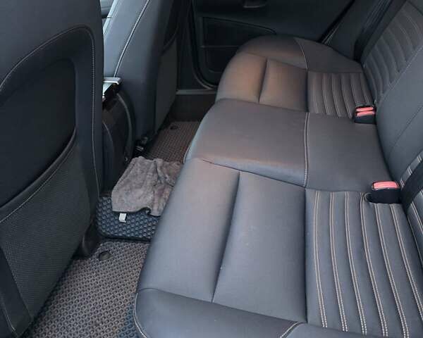 Белый Вольво В50, объемом двигателя 2 л и пробегом 270 тыс. км за 9400 $, фото 18 на Automoto.ua