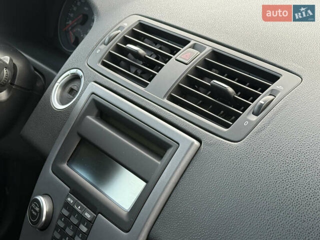 Белый Вольво В50, объемом двигателя 1.6 л и пробегом 178 тыс. км за 7999 $, фото 46 на Automoto.ua