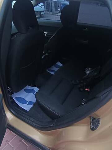 Бежевый Вольво В50, объемом двигателя 1.56 л и пробегом 225 тыс. км за 6250 $, фото 15 на Automoto.ua