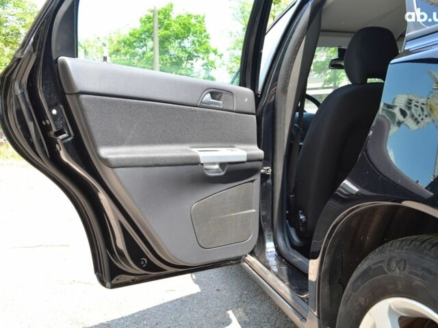 Черный Вольво В50, объемом двигателя 0 л и пробегом 190 тыс. км за 7800 $, фото 9 на Automoto.ua