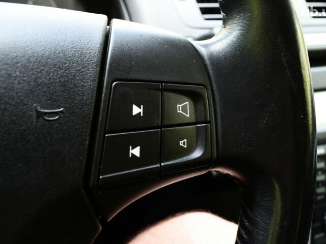 Черный Вольво В50, объемом двигателя 0 л и пробегом 190 тыс. км за 7800 $, фото 16 на Automoto.ua