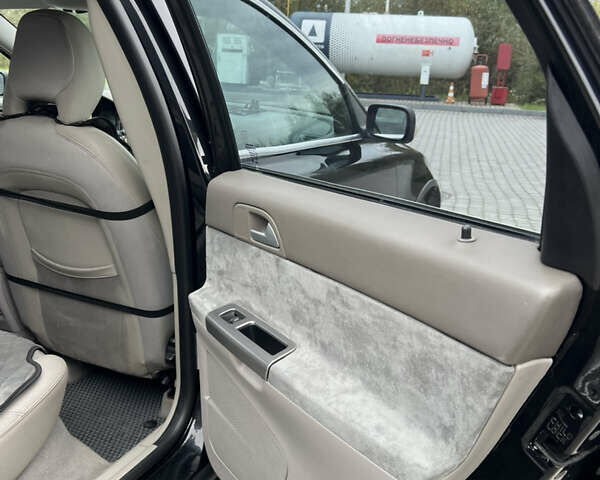 Черный Вольво В50, объемом двигателя 2 л и пробегом 288 тыс. км за 4300 $, фото 12 на Automoto.ua
