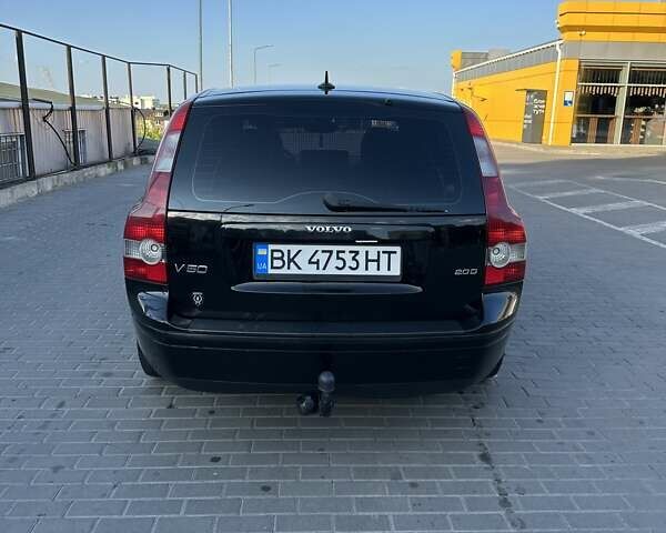 Черный Вольво В50, объемом двигателя 2 л и пробегом 389 тыс. км за 5300 $, фото 8 на Automoto.ua
