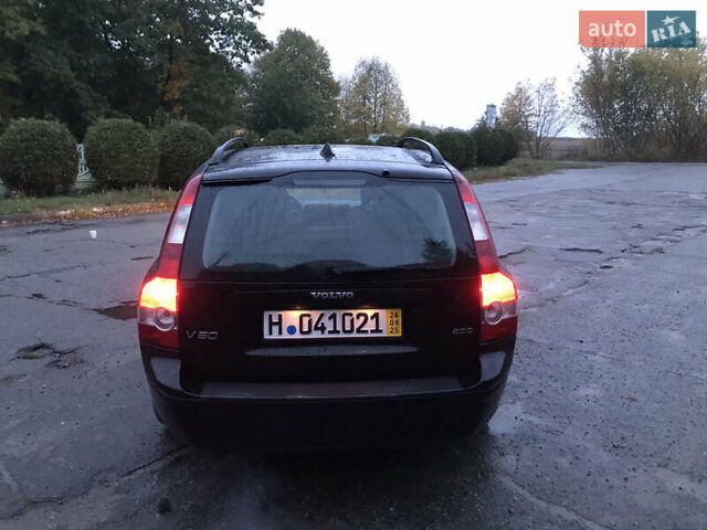Черный Вольво В50, объемом двигателя 2 л и пробегом 275 тыс. км за 3350 $, фото 7 на Automoto.ua