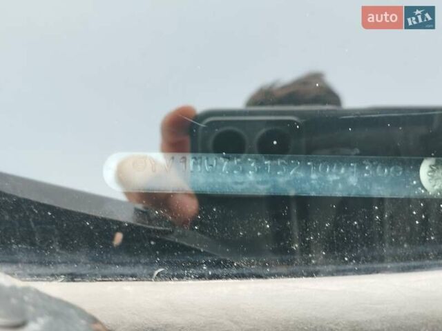 Черный Вольво В50, объемом двигателя 2 л и пробегом 290 тыс. км за 4800 $, фото 21 на Automoto.ua