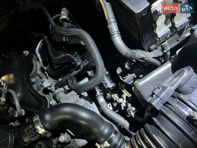 Чорний Вольво V50, об'ємом двигуна 1.6 л та пробігом 300 тис. км за 2700 $, фото 20 на Automoto.ua