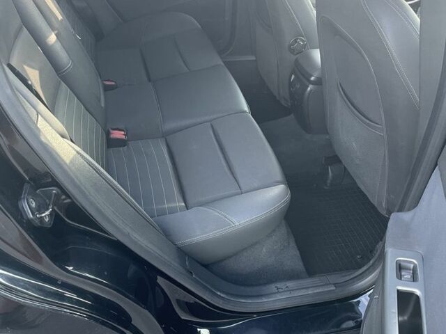 Черный Вольво В50, объемом двигателя 1.6 л и пробегом 395 тыс. км за 4700 $, фото 13 на Automoto.ua