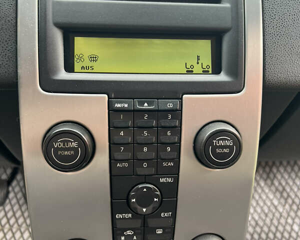 Чорний Вольво V50, об'ємом двигуна 1.6 л та пробігом 340 тис. км за 5000 $, фото 16 на Automoto.ua