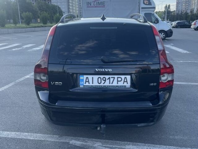 Черный Вольво В50, объемом двигателя 1.6 л и пробегом 395 тыс. км за 4700 $, фото 6 на Automoto.ua