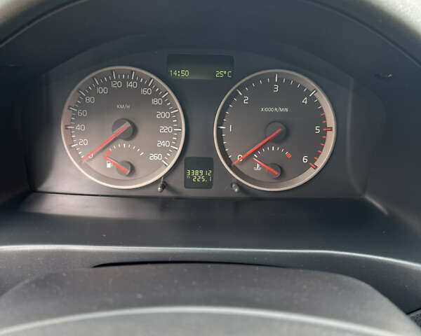 Чорний Вольво V50, об'ємом двигуна 1.6 л та пробігом 340 тис. км за 5000 $, фото 14 на Automoto.ua