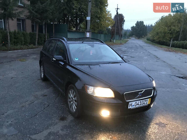Черный Вольво В50, объемом двигателя 2 л и пробегом 275 тыс. км за 3350 $, фото 13 на Automoto.ua