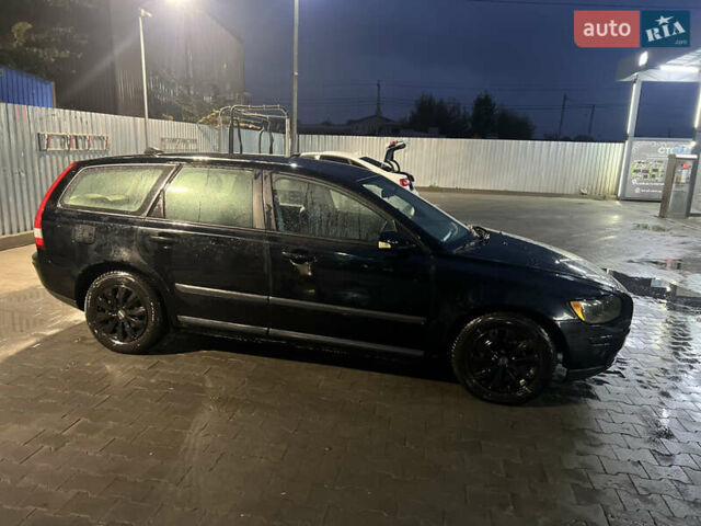 Чорний Вольво V50, об'ємом двигуна 1.6 л та пробігом 300 тис. км за 2700 $, фото 11 на Automoto.ua