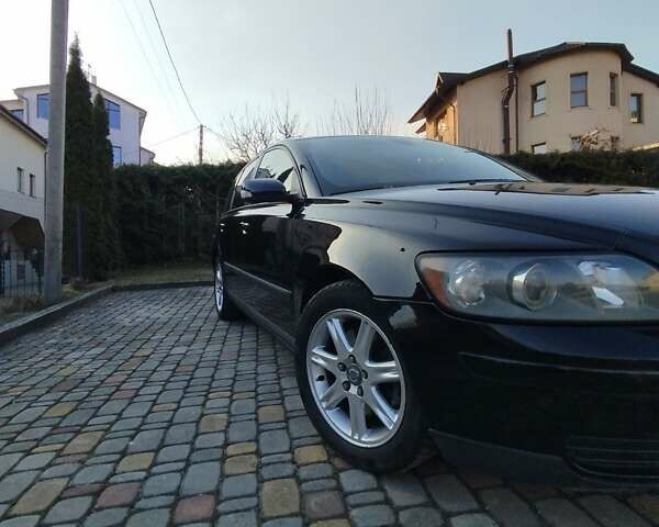 Черный Вольво В50, объемом двигателя 2 л и пробегом 290 тыс. км за 4800 $, фото 8 на Automoto.ua