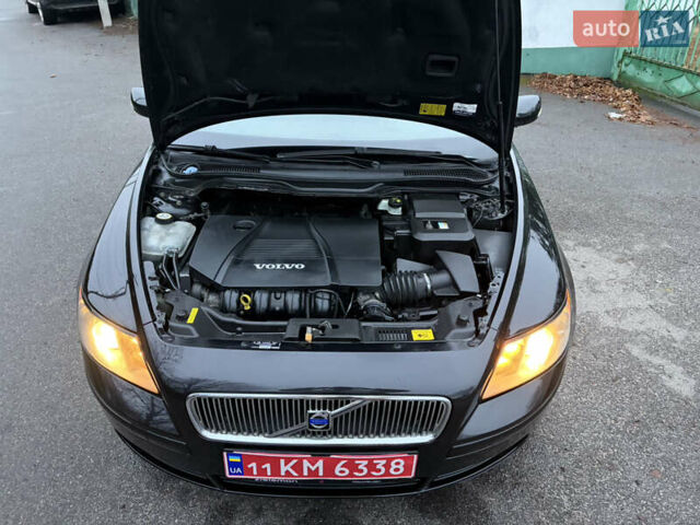 Чорний Вольво V50, об'ємом двигуна 1.8 л та пробігом 243 тис. км за 5490 $, фото 24 на Automoto.ua
