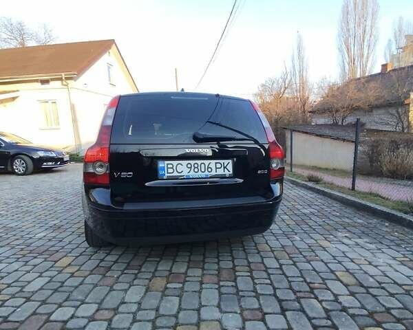 Черный Вольво В50, объемом двигателя 2 л и пробегом 290 тыс. км за 4800 $, фото 5 на Automoto.ua
