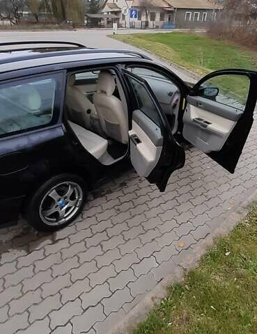 Черный Вольво В50, объемом двигателя 2 л и пробегом 227 тыс. км за 5700 $, фото 1 на Automoto.ua