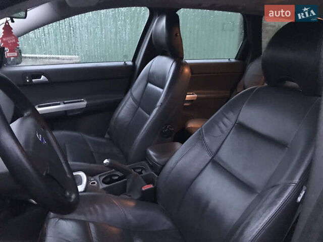 Черный Вольво В50, объемом двигателя 2 л и пробегом 275 тыс. км за 3350 $, фото 18 на Automoto.ua