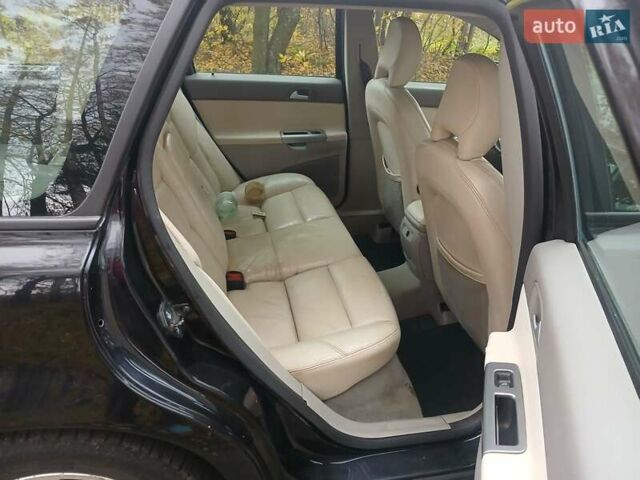 Вольво В50 2006 в Бердичеве на Automoto.ua Черный Вольво В50, объемом двигателя 2.4 л и пробегом 260 тыс. км за 5900 $, фото 6 на Automoto.ua
