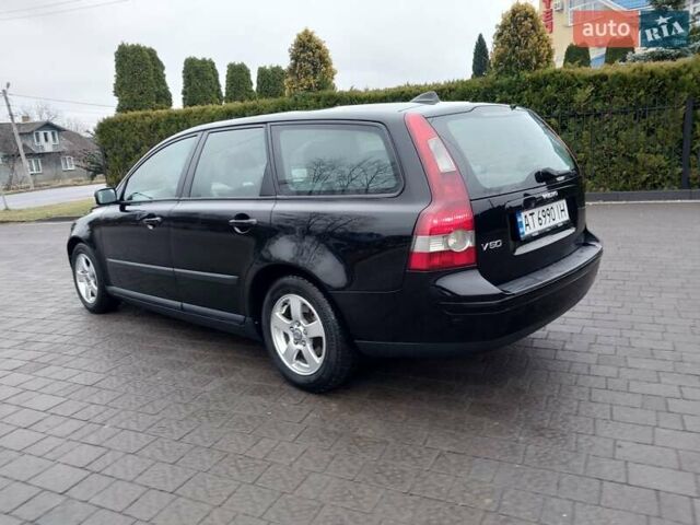 Черный Вольво В50, объемом двигателя 1.6 л и пробегом 273 тыс. км за 5150 $, фото 10 на Automoto.ua