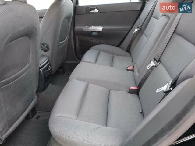 Чорний Вольво V50, об'ємом двигуна 1.6 л та пробігом 215 тис. км за 5500 $, фото 15 на Automoto.ua