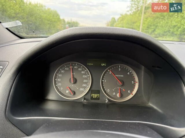 Черный Вольво В50, объемом двигателя 2 л и пробегом 285 тыс. км за 4999 $, фото 41 на Automoto.ua