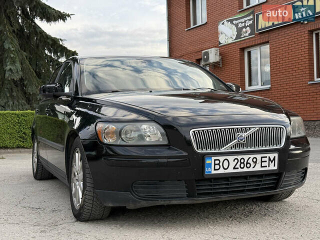 Черный Вольво В50, объемом двигателя 2 л и пробегом 285 тыс. км за 4999 $, фото 4 на Automoto.ua
