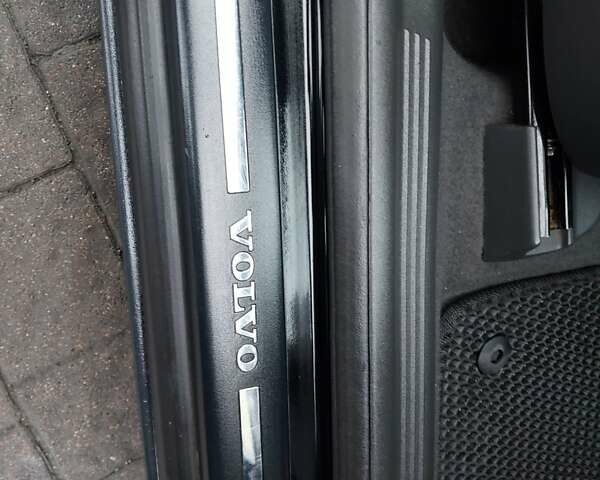 Черный Вольво В50, объемом двигателя 1.6 л и пробегом 273 тыс. км за 5150 $, фото 19 на Automoto.ua