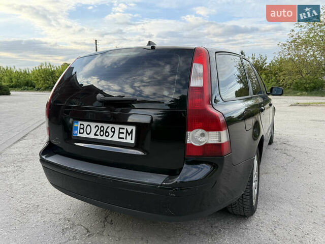 Черный Вольво В50, объемом двигателя 2 л и пробегом 285 тыс. км за 4999 $, фото 7 на Automoto.ua