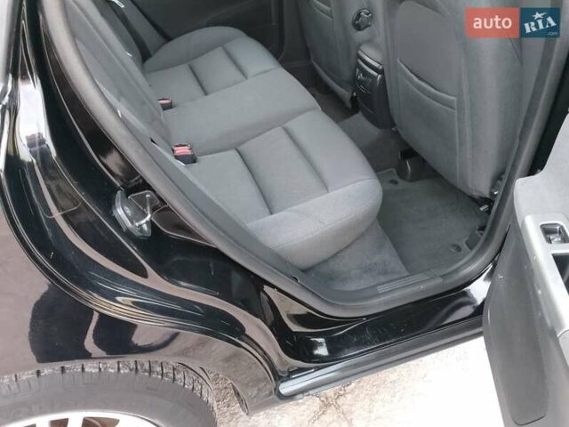 Чорний Вольво V50, об'ємом двигуна 1.6 л та пробігом 215 тис. км за 5500 $, фото 23 на Automoto.ua