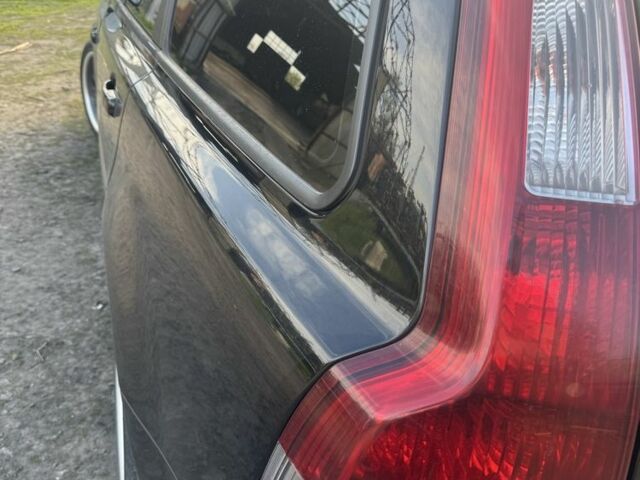 Черный Вольво В50, объемом двигателя 2 л и пробегом 380 тыс. км за 3800 $, фото 7 на Automoto.ua