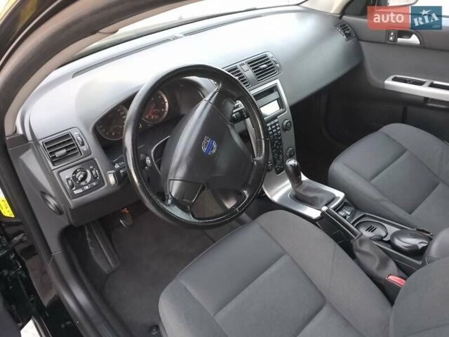 Чорний Вольво V50, об'ємом двигуна 1.6 л та пробігом 215 тис. км за 5500 $, фото 14 на Automoto.ua