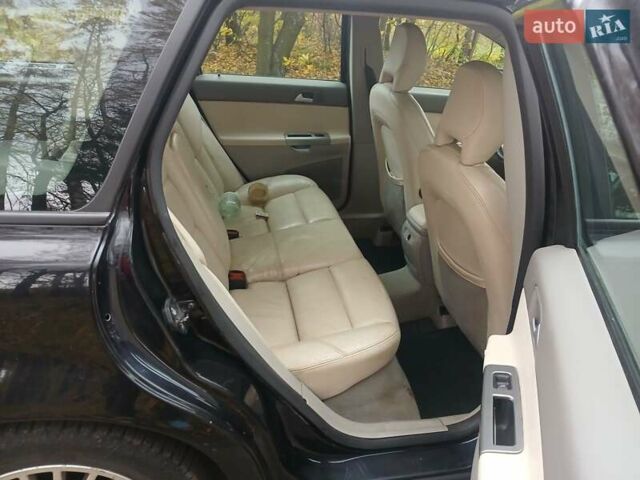 Вольво В50 2006 в Бердичеве на Automoto.ua Черный Вольво В50, объемом двигателя 2.4 л и пробегом 260 тыс. км за 5900 $, фото 4 на Automoto.ua