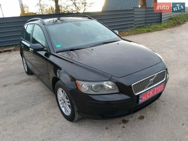 Чорний Вольво V50, об'ємом двигуна 1.6 л та пробігом 215 тис. км за 5500 $, фото 1 на Automoto.ua