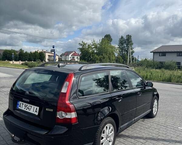 Черный Вольво В50, объемом двигателя 1.56 л и пробегом 271 тыс. км за 6200 $, фото 3 на Automoto.ua
