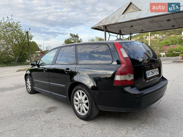 Черный Вольво В50, объемом двигателя 2 л и пробегом 285 тыс. км за 4999 $, фото 10 на Automoto.ua
