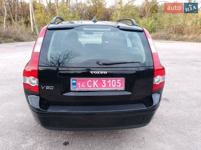 Чорний Вольво V50, об'ємом двигуна 1.6 л та пробігом 215 тис. км за 5500 $, фото 4 на Automoto.ua