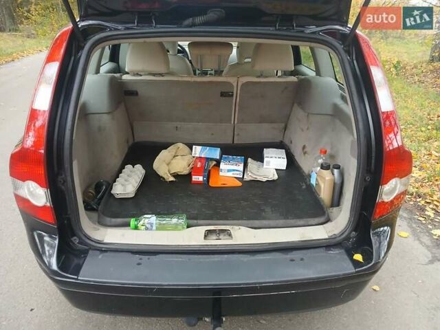 Вольво В50 2006 в Бердичеве на Automoto.ua Черный Вольво В50, объемом двигателя 2.4 л и пробегом 260 тыс. км за 5900 $, фото 7 на Automoto.ua