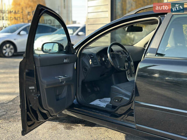 Черный Вольво В50, объемом двигателя 2 л и пробегом 290 тыс. км за 6800 $, фото 18 на Automoto.ua